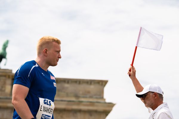 Eric Maihoefer (VfL Sindelfingen) beim Kugelstossen waehrend der deutschen Leichtathletik-Meisterschaften auf dem Pariser Platz am 24.06.2022 in Berlin